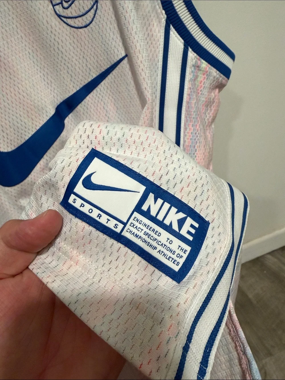 Nike White and Blue Men's Mesh Basketball Tank